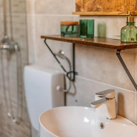 Augusta Apartament *